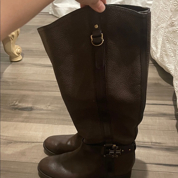 Tory Burch Brown Heeled Boots - Picture 6 of 17